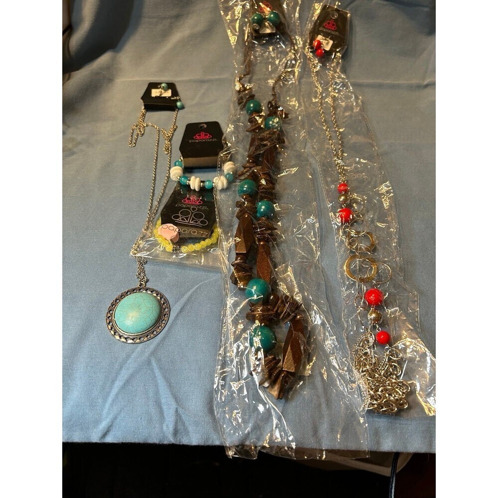 Paparazzi New Sealed Necklaces and Other Jewelry Lot of 5